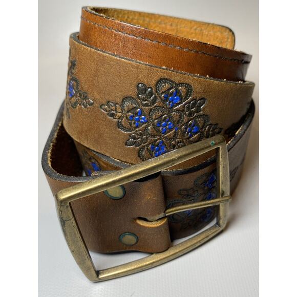 Vintage Levis Orange Tab Native American Floral Western Leather Girls Size 33 A - Picture 1 of 12